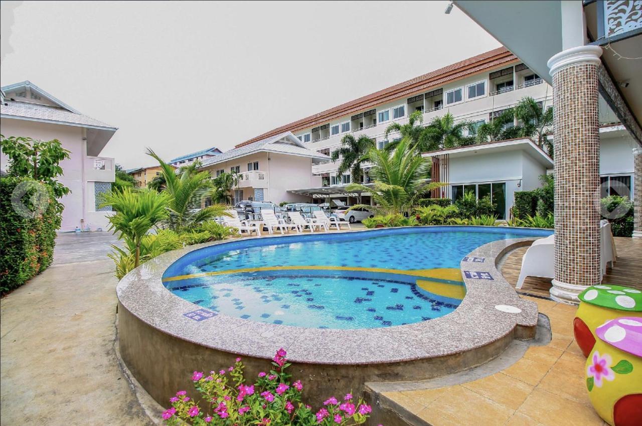 Hotel Baanloksouylokchay à HHQ Extérieur photo