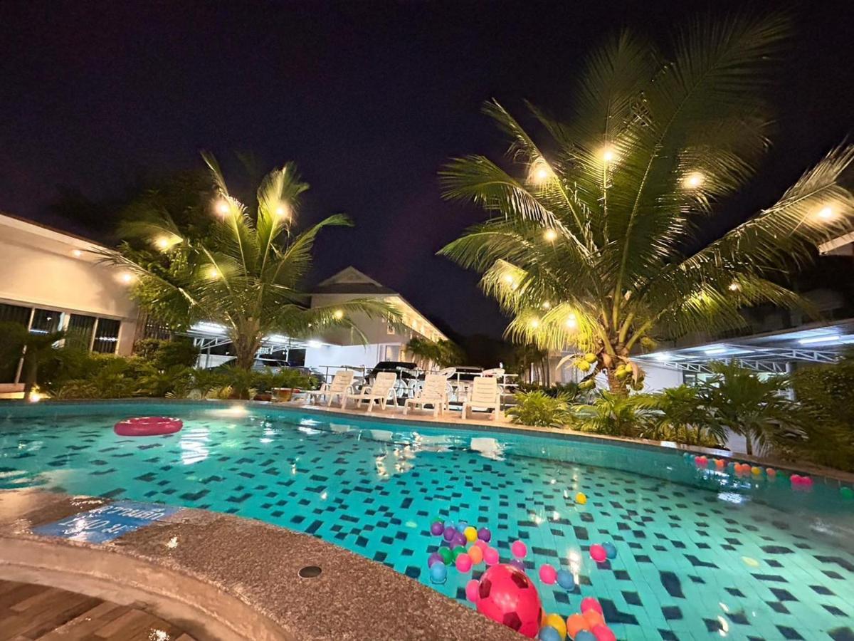 Hotel Baanloksouylokchay à HHQ Extérieur photo